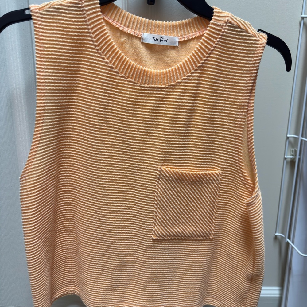 Women's Peach Sleeveless Top
